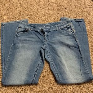 Maurices jeans